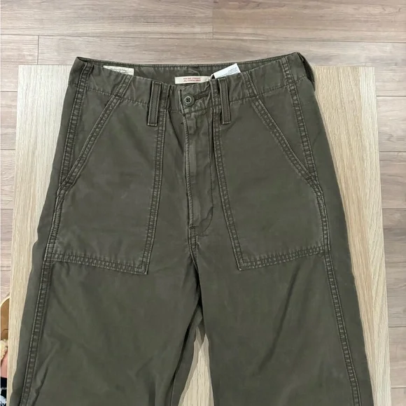 Levi Pant - Picture 4 of 6